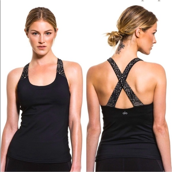 ALO Yoga Tops - EUC Alo Yoga Patina Bra Tank Size S